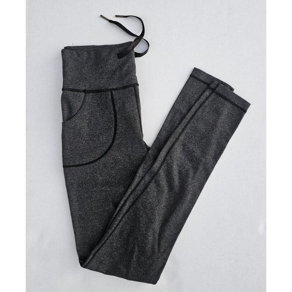 Women's Lululemon Heathered Gray Running Legging Size 6 Athleisure Workout Tight